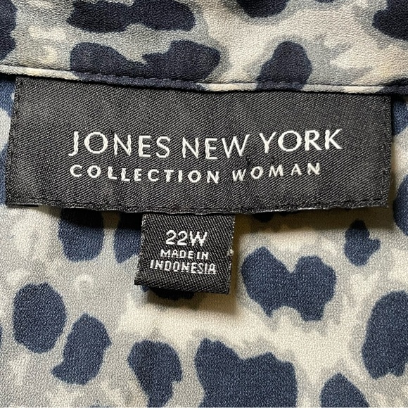 Jones of NY Navy and GrayLeopard Print Button-Up Blouse size 22W - Picture 9 of 12